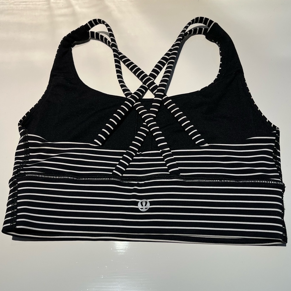 Lululemon black & white striped sports bra w/ back strappy detail